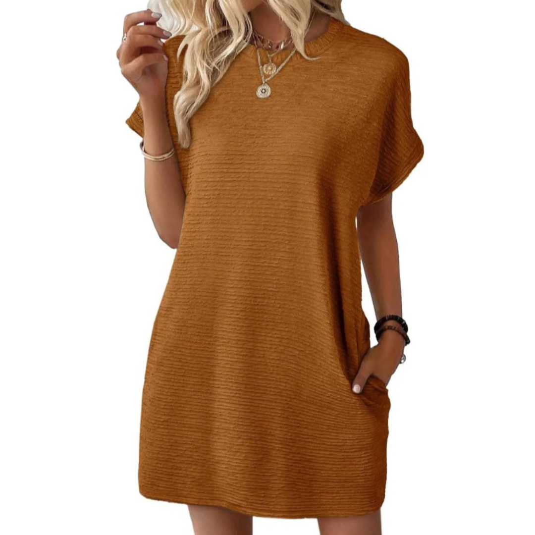 Evasha | Minimalist Round-Neck Summer Dress