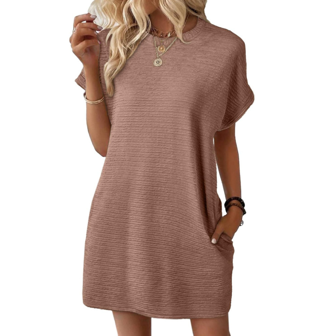 Evasha | Minimalist Round-Neck Summer Dress